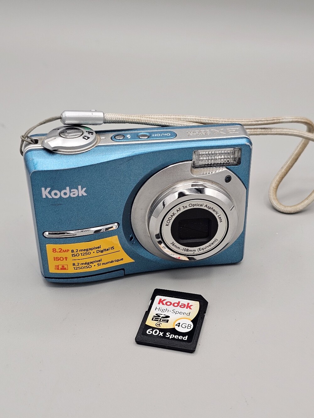 Kodak EasyShare C813 Digital Camera Blue 8.2MP 3x Optical Zoom Y2K Working w SD
